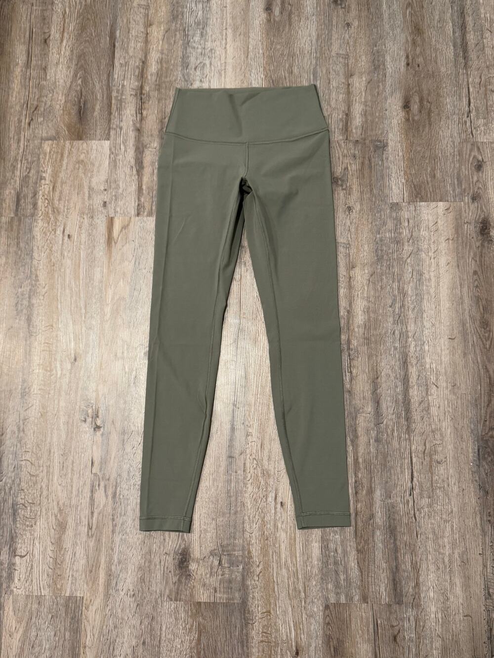 Lululemon Women's Wunder Under Hi-Rise Leggings Size 6